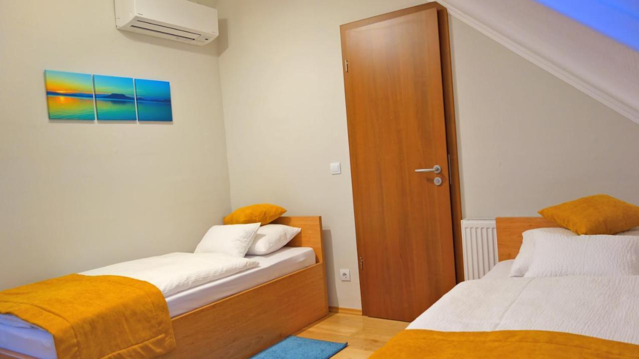 Ferenc Vendeghaz Hotell Tihany Exteriör bild