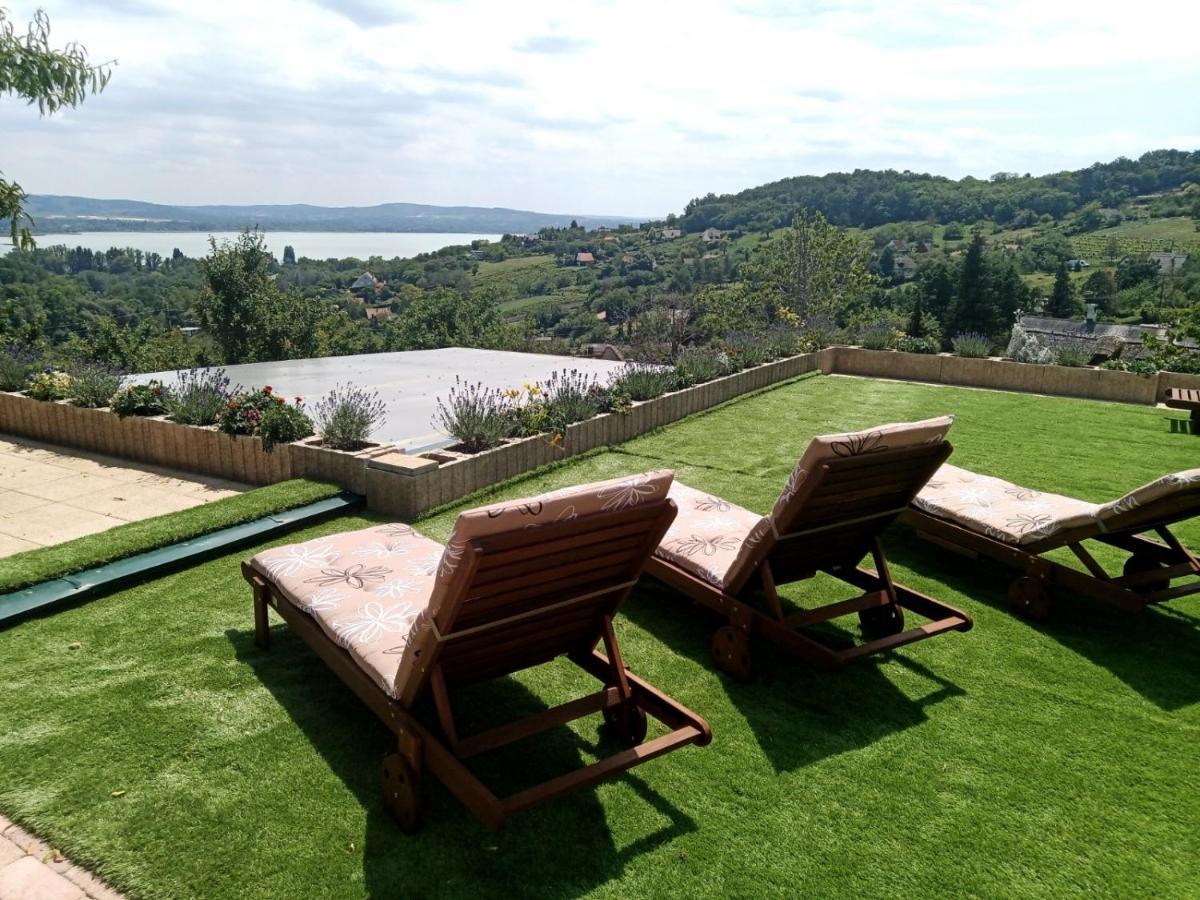 Ferenc Vendeghaz Hotell Tihany Exteriör bild